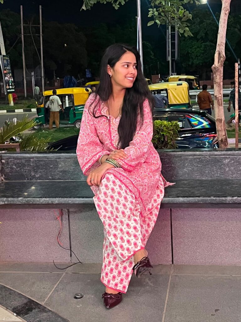 Gulabi Cambric